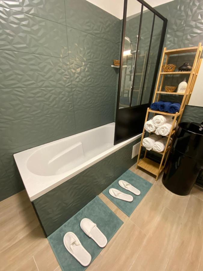 Grand Appartement Courbevoie Paris Luaran gambar